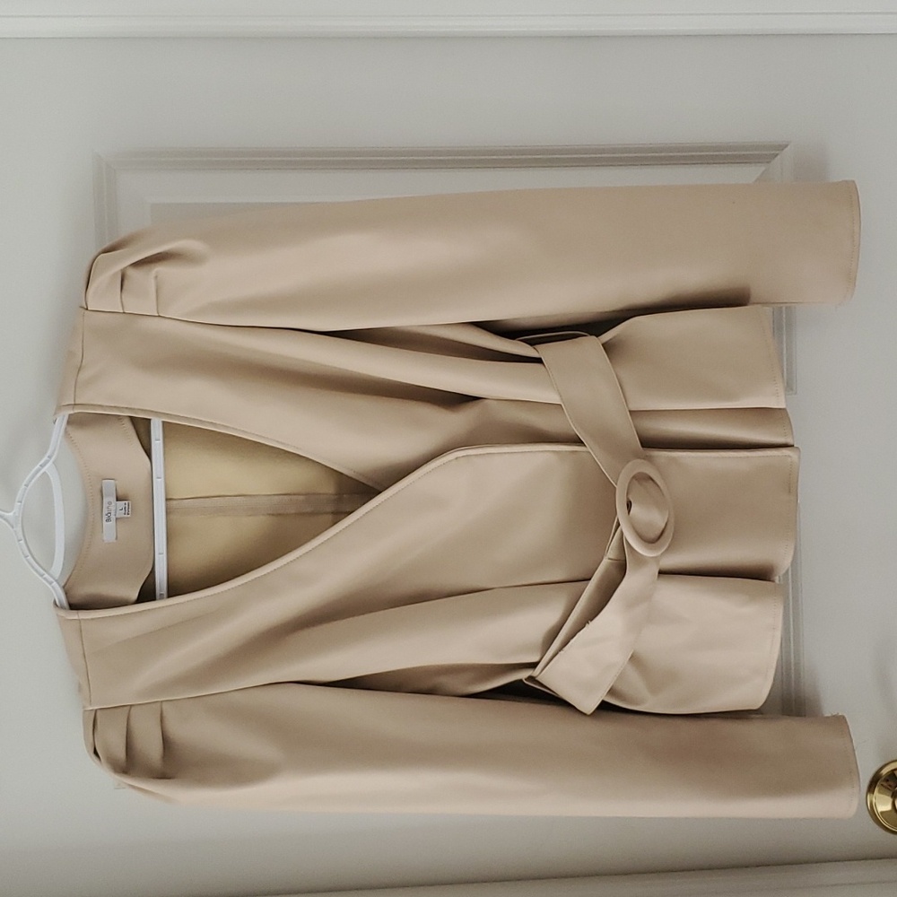 Blashe Faux Leather Ivory Puff Sleeves Wrap Top Size L